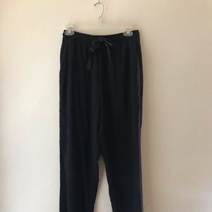 Lightweight Harem Ankle Pant